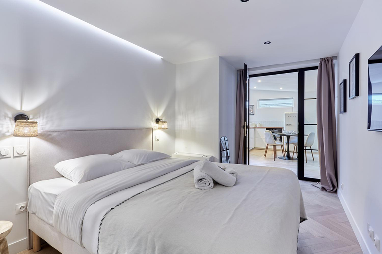 Bedroom 2, Superb apartment Arc de Triomphe, Paris