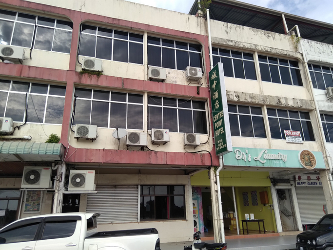 Exterior & Views 4, SPOT ON 93685 Homestay Bu Sun Syariah, Sidoarjo
