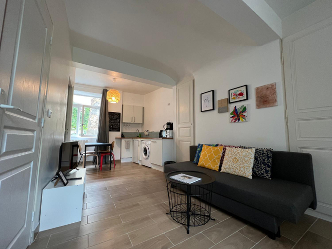 4, TABI APPART ,MODERN CHIC vs FREE PARKING,WIFI,DRAPS, Puy-de-Dôme