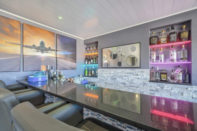 Food & Drinks 4, 1BD Luxury Condococktail Loungebeautiful Views, El Paso