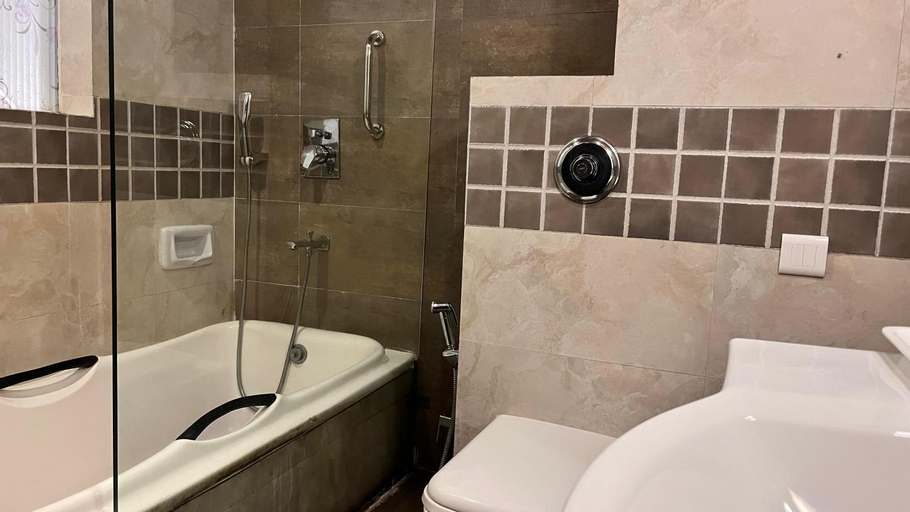Bathroom 3