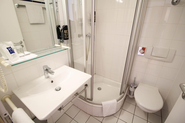 Bathroom 5, Hotel Miramar Frankfurt City Centre, Frankfurt am Main