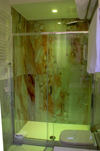 Bathroom 3, Home at Rome Vatican Suites, Rome