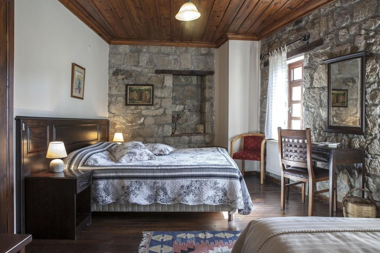 Bedroom 3, Hunnaphan Otel, Ayvacık
