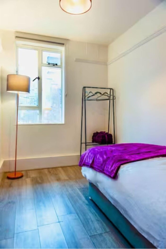 Others 4, 3-Bed Apartment Central London, London