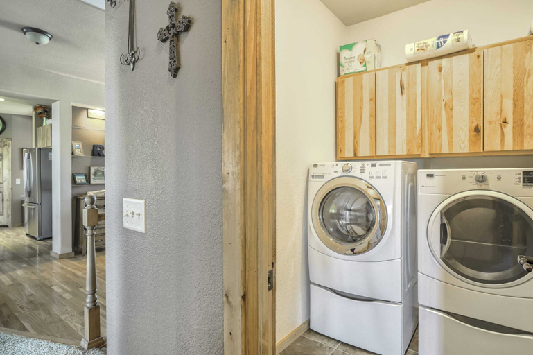 Bathroom 3, 4BD Quiet Ranch Setting Historical Canyon Views, El Paso