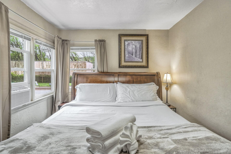 Bedroom 3, 3br🌞downtown Manitou🔆patio🏔mtn Views, El Paso