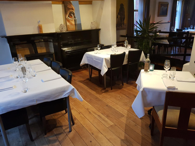 Others 3, Herberg restaurant Molenrij, De Marne