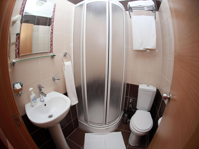 Bathroom 5, Arife Sultan Hotel, Fatih