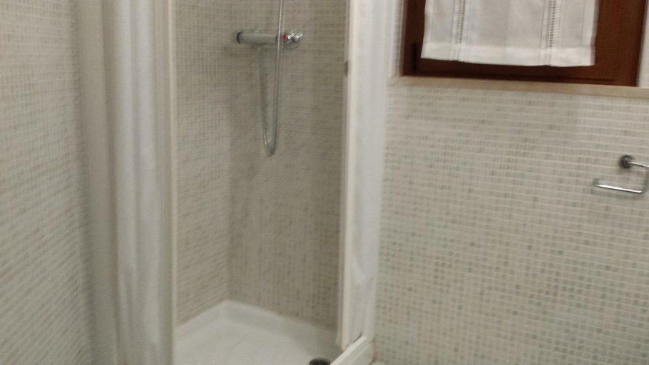 Bathroom, Vista mare, Teramo