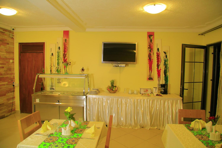 Food & Drinks 5, Royal Victoria House, Jinja