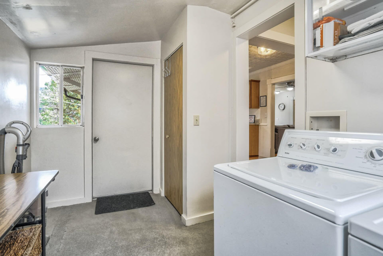 Bathroom 4, 1BR Quiet Neighborhood & Nearby Parks, El Paso