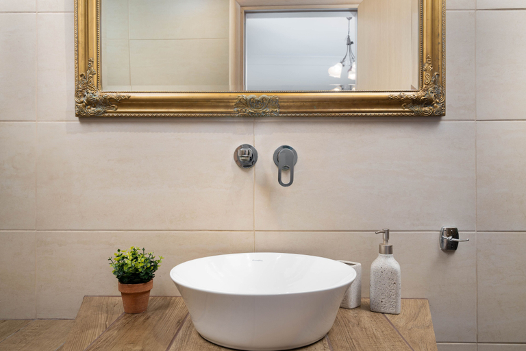 Bathroom 3, Pithos Apartments, South Aegean