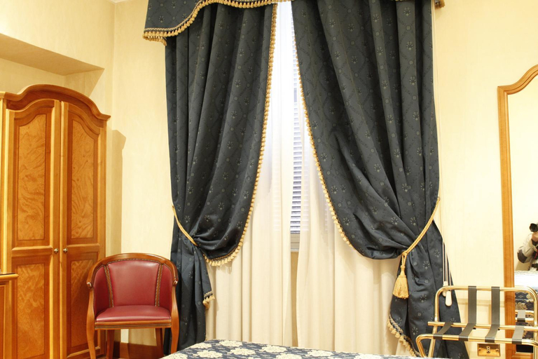 Bedroom 2, Genio Hotel, Rome