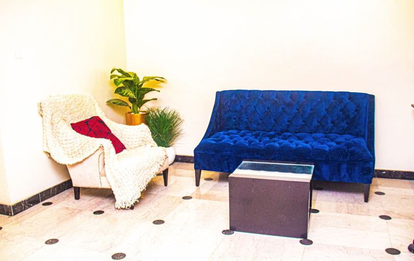 Others 3, Hotel Quo Vadis, AbujaMun