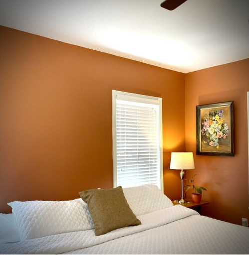 Bedroom 3, Mount Sequoyah Center, Washington