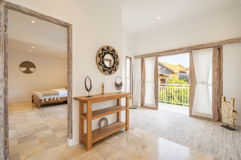 Others 4, 3BR Villa Embracing Homely Vibes, Badung