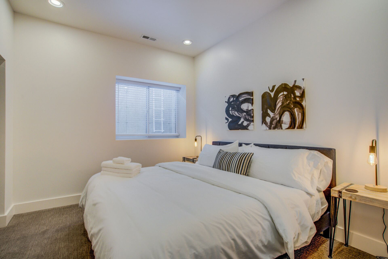 Bedroom 3, 7brdowntown BIG & Moderngroups, Events & More!, El Paso