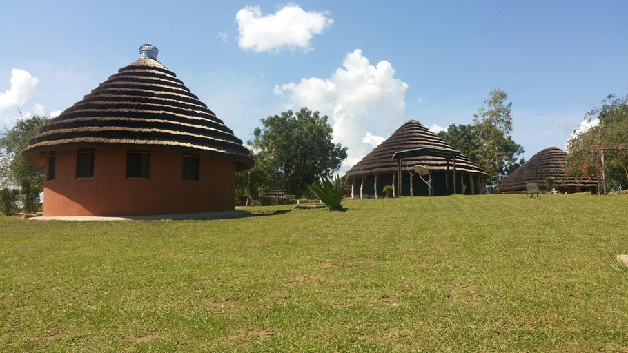 Exterior 6