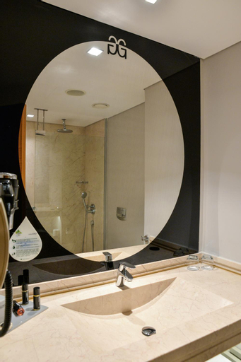 Bathroom 4