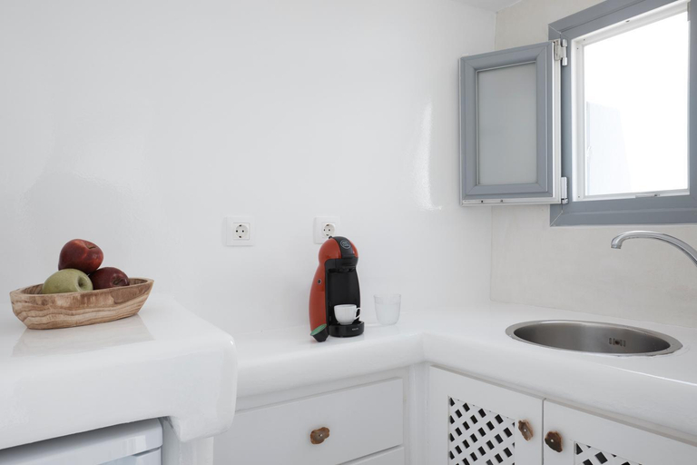 Bathroom 5, Virginia's Cave Villas, South Aegean