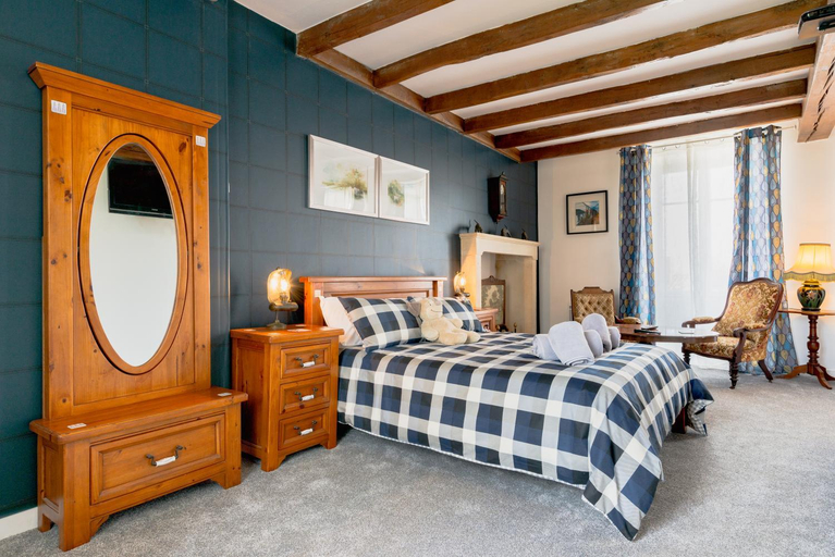 Others 3, AUBERGE DU NOYER, Charente