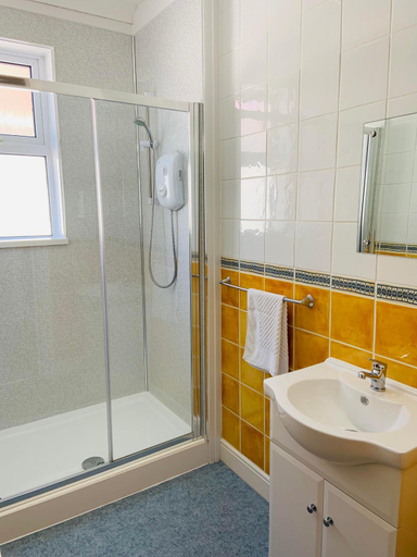 Bathroom 2, Rockleaze Guesthouse, Bristol