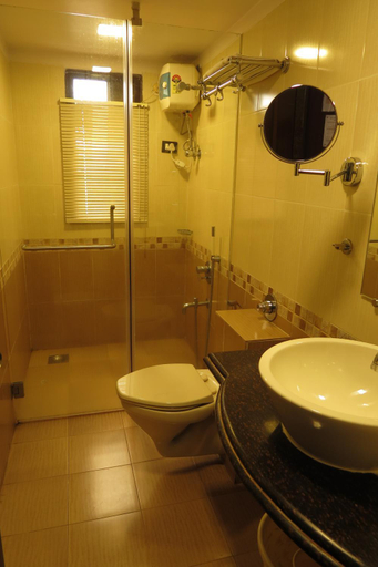 Bathroom 4, Jyoti Dwelling, Mumbai Suburban
