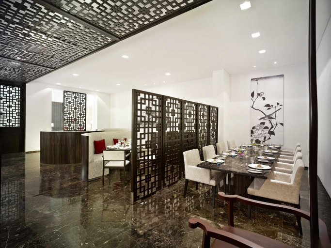 Food & Drinks 5, Vivanta Chennai, IT Expressway, Kancheepuram