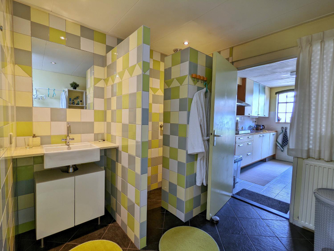 Bathroom 1, De Slaapmus, West Maas en Waal