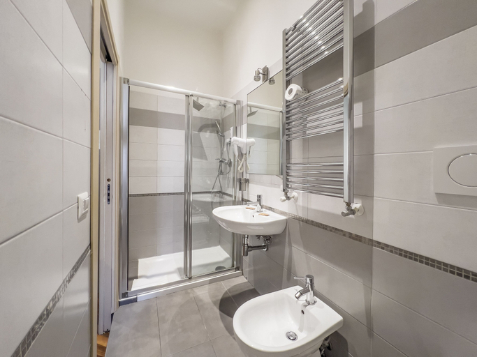 Bathroom 5, La Grande Bellezza Guesthouse Rome, Rome