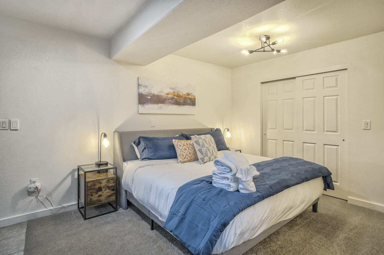 Bedroom 3, 1BD Suitewalking Distance From Red Rocks, El Paso