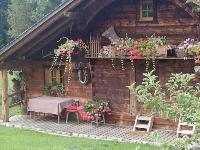 Others 2, Le Grenier, Haute-Savoie