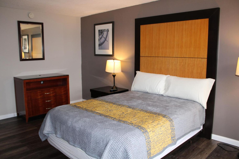 Bedroom 2, Apm Inn & Suites, Berkeley