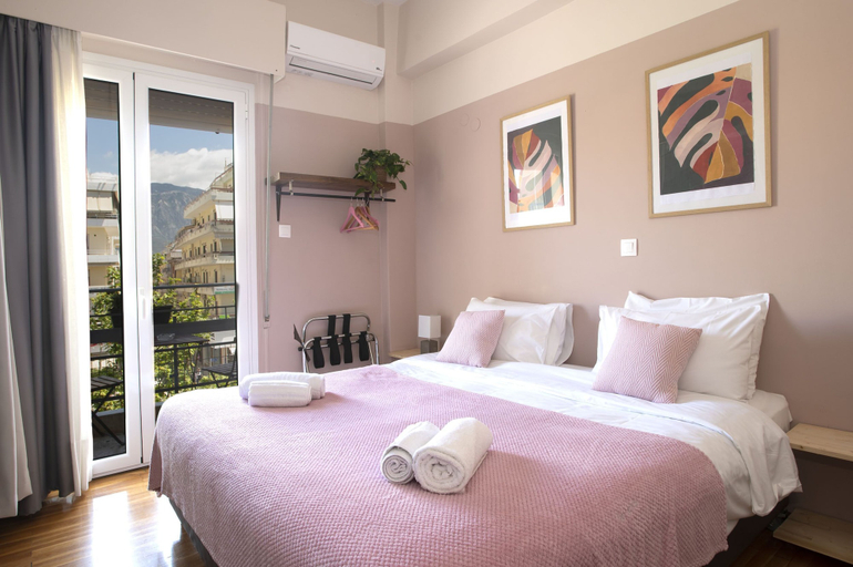 Bedroom 4, Kalamata Art Rooms, Peloponnese
