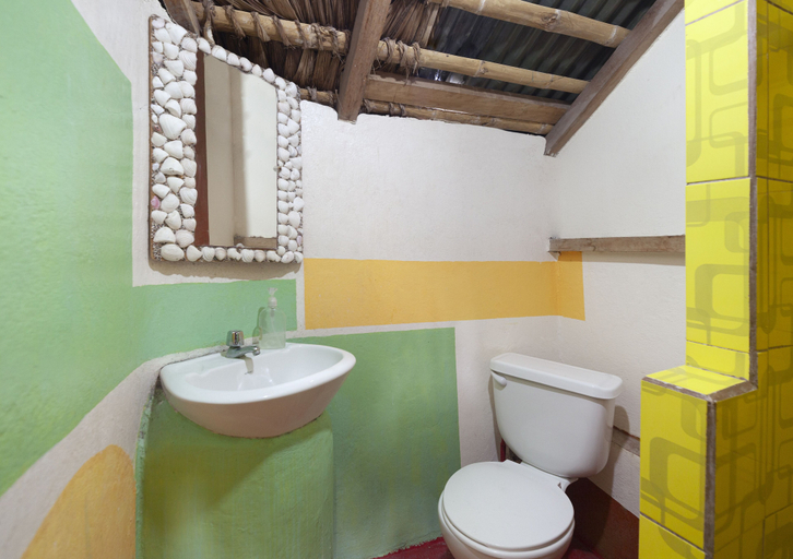 Bathroom 3, La Casa Mompiche, Muisne