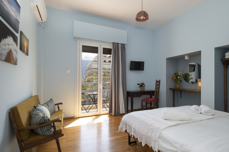 Bedroom 5, Kalamata Art Rooms, Peloponnese