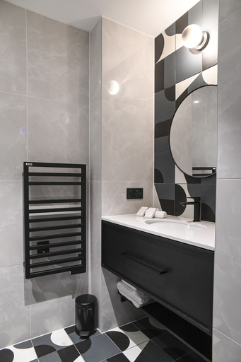 Bathroom 5, Grand Hôtel du Parc, Savoie