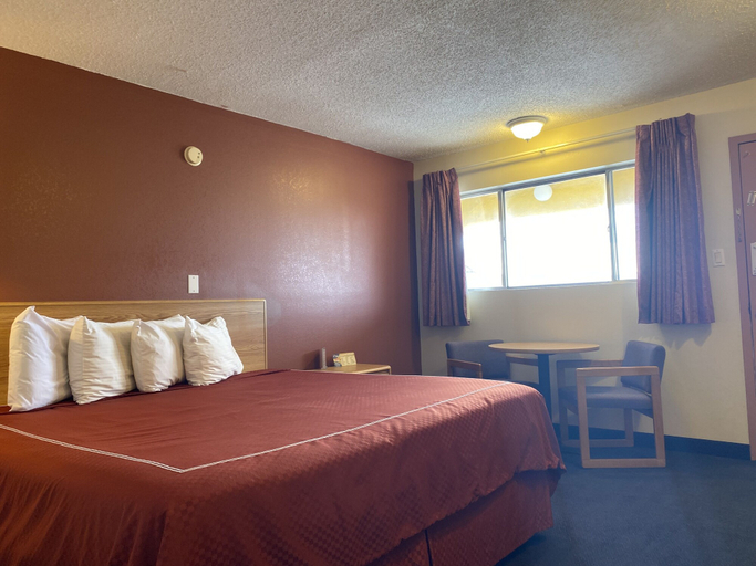Bedroom 3, Econo Lodge, San Miguel