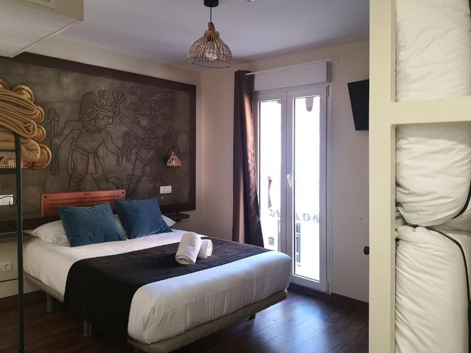 Bedroom 4, El Indio CHocolatería Boutique Hostel, Madrid