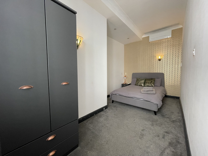 Bedroom 2, Burne Jones By LFD, Birmingham