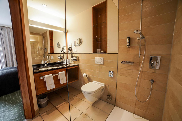Bathroom 8