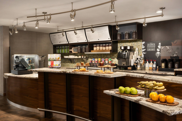 Food & Drinks 5, Courtyard by Marriott Philadelphia Montgomeryville, Montgomery