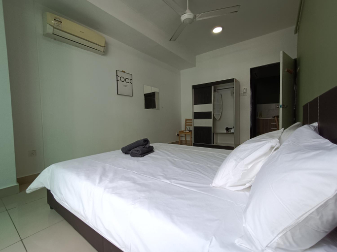 Others 2, Pacific Place Evolve Mall LRT Pool Parking Netflix Kitchen, Petaling Jaya