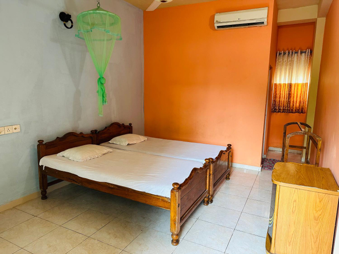 Bedroom 3, Trinco Prasanna Resort , Trincomalee Town and Gravets