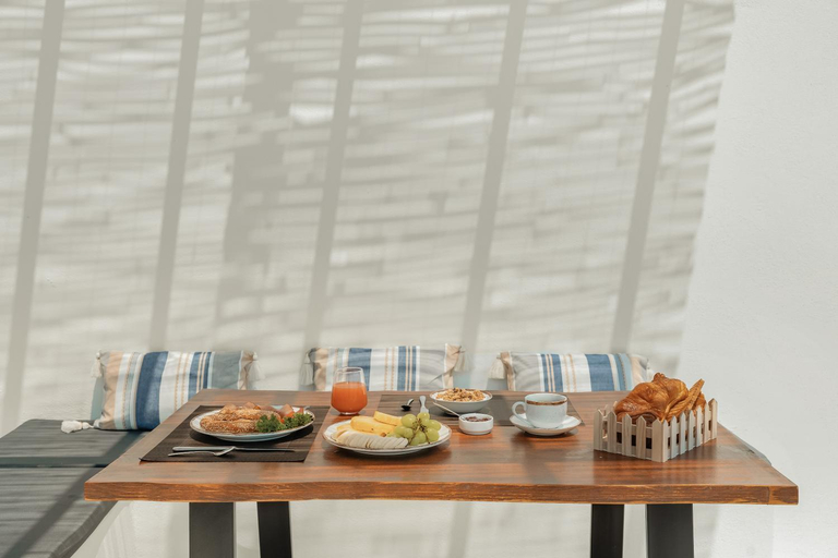 Food & Drinks 5, Oyster Luxury Suites, South Aegean