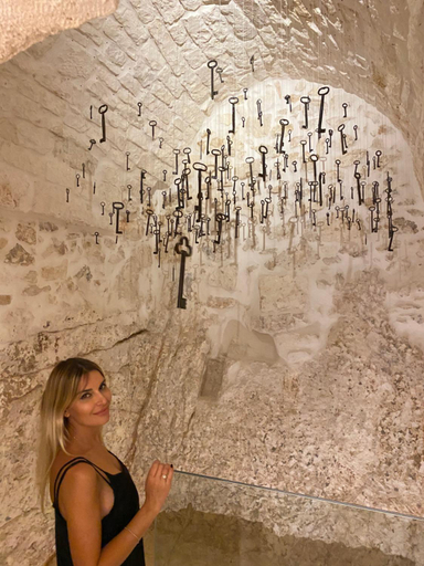 Others 5, Alesia Luxury Cave, Brindisi