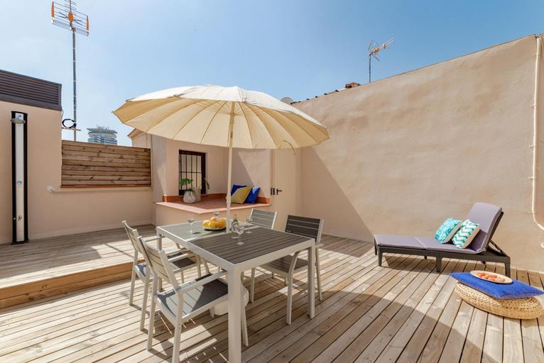 Balcony/terrace 4, Sant Pau Ramblas Apartments Serennia, Barcelona