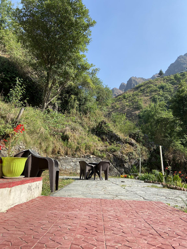 Others 5, Munaals Nest, Dehradun