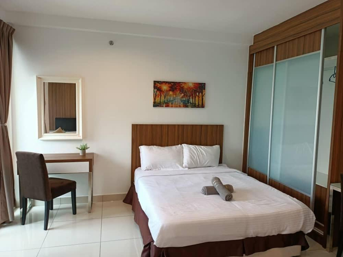 Bedroom 2, Family Suites at Mansion One by MAJ, Pulau Penang